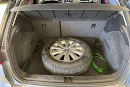 harmaa SEAT Arona 2018 kuva 11.