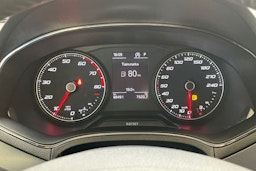harmaa SEAT Arona 2018 kuva 12.