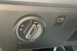 harmaa SEAT Arona 2018 kuva 13.