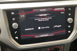 harmaa SEAT Arona 2018 kuva 17.