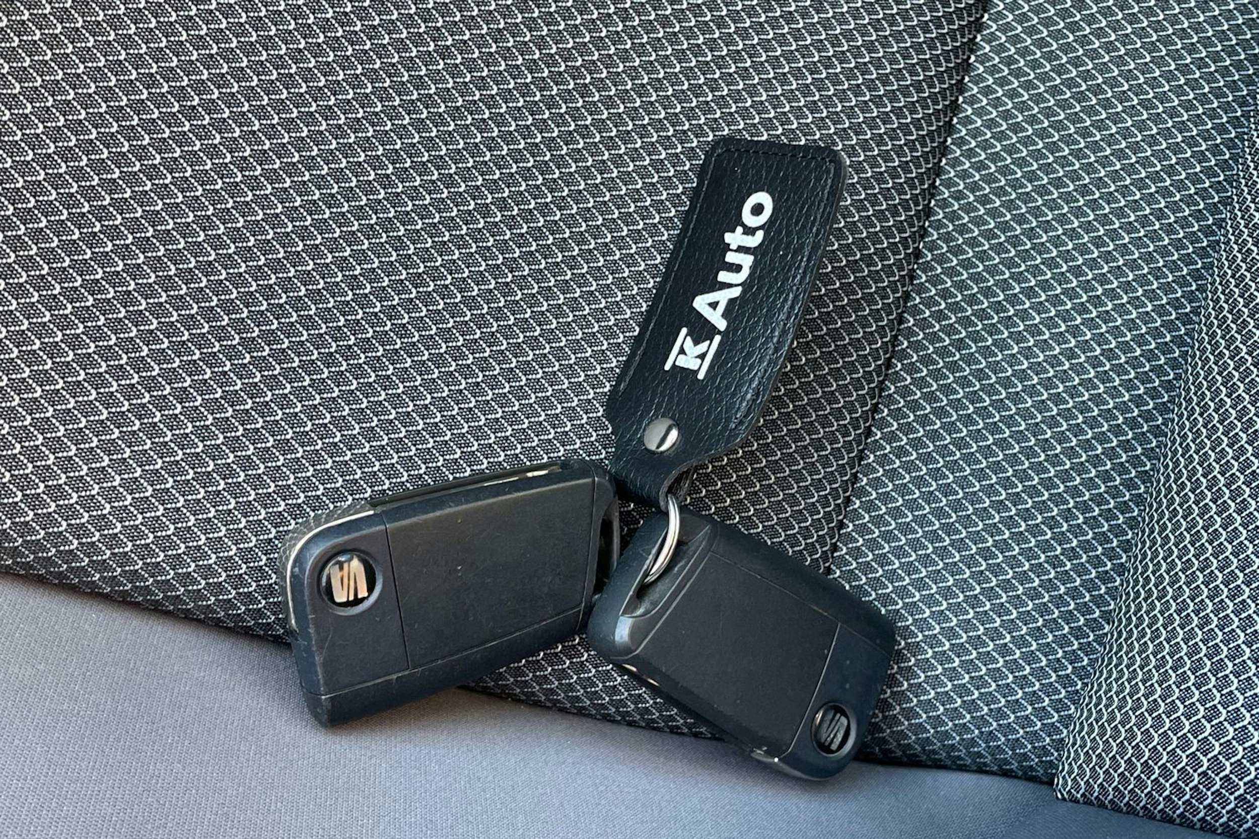 harmaa SEAT Arona 2018 kuva 18.