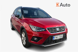 Punainen SEAT Arona 2018 kuva 1.