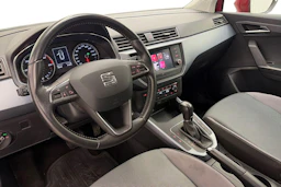 vihreä SEAT Arona 2018 kuva 6.