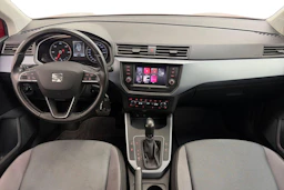 vihreä SEAT Arona 2018 kuva 7.