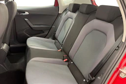 vihreä SEAT Arona 2018 kuva 8.