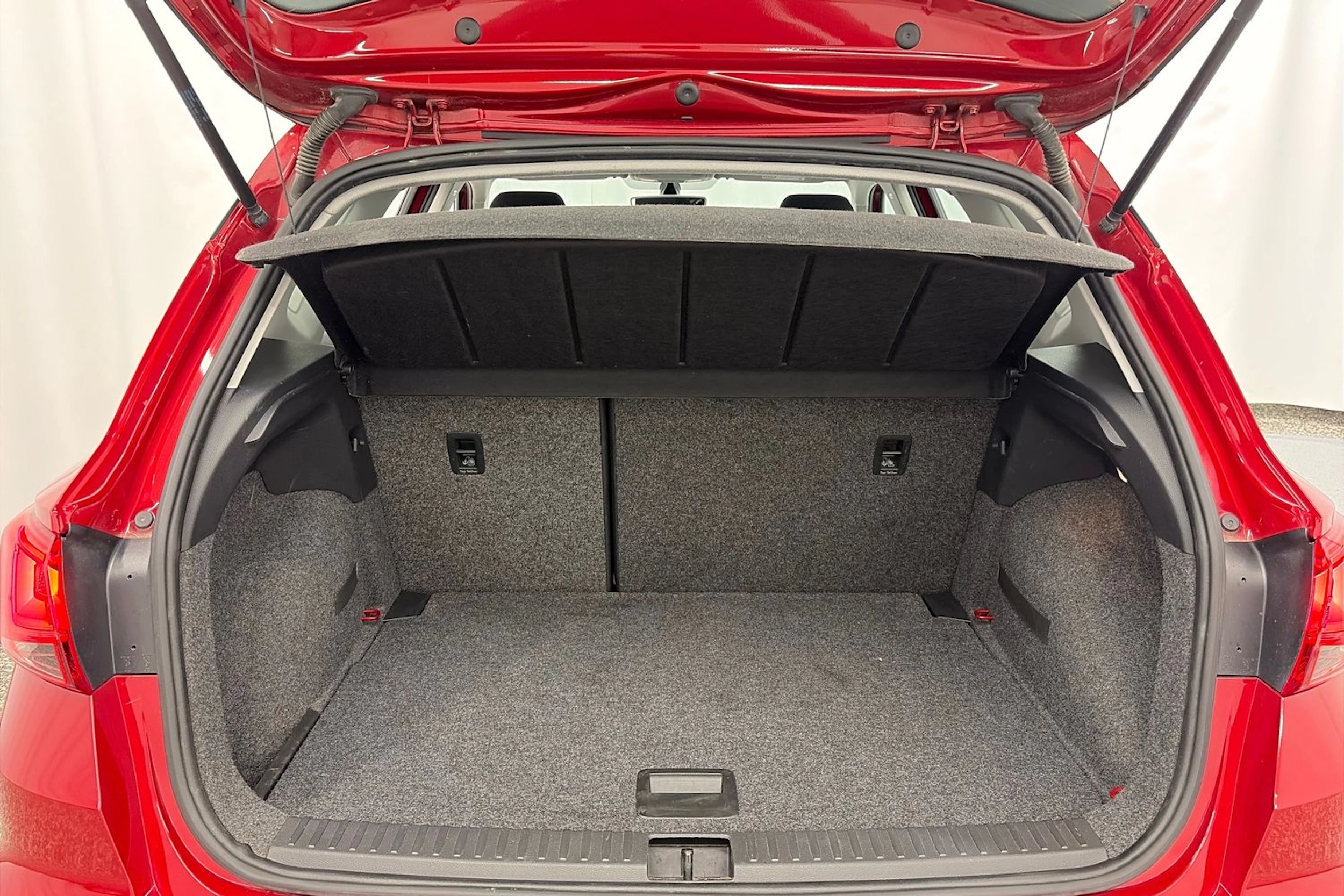 vihreä SEAT Arona 2018 kuva 11.