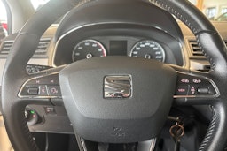 Valkoinen SEAT Arona 2018 kuva 20.