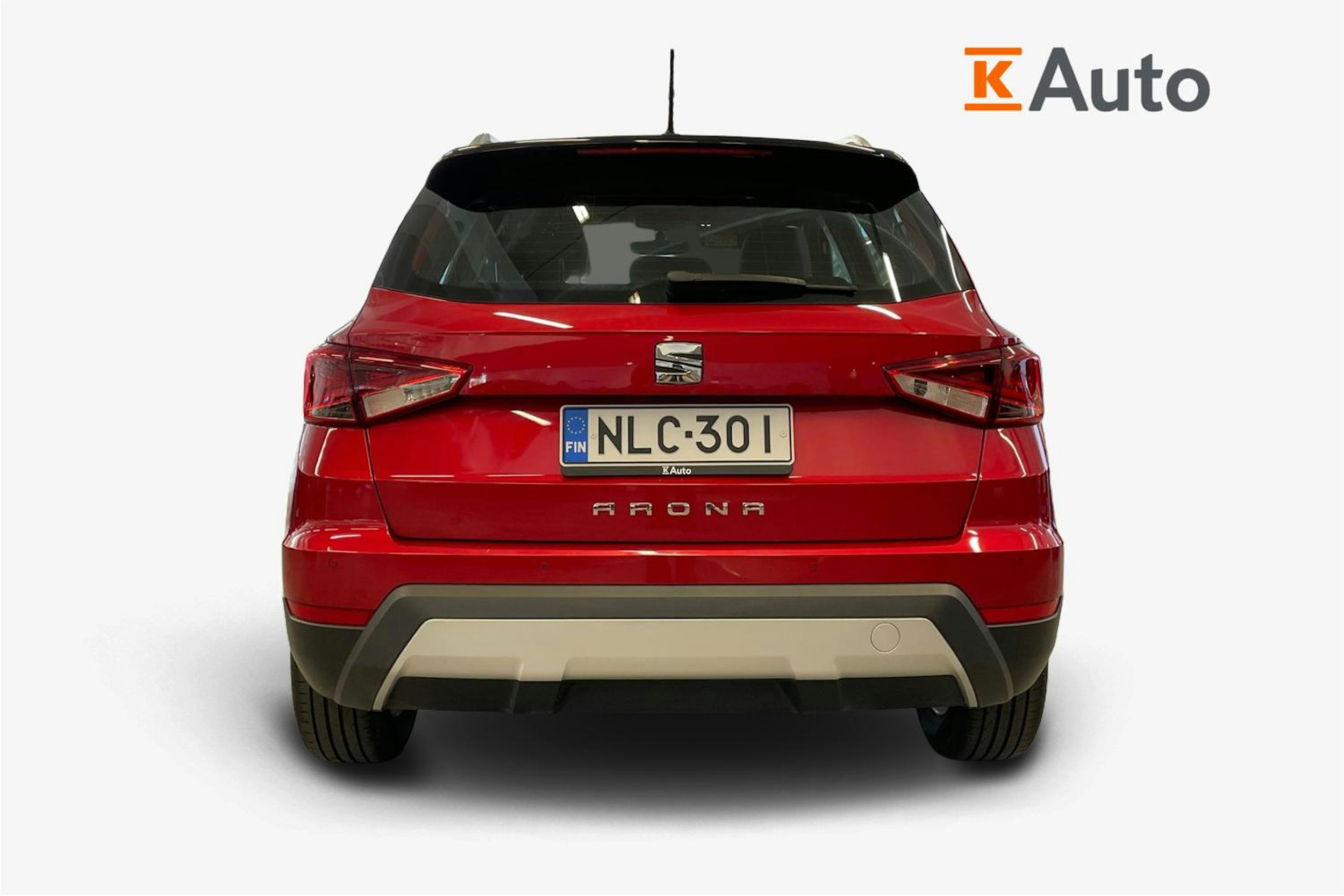 Punainen SEAT Arona 2018 kuva 3.
