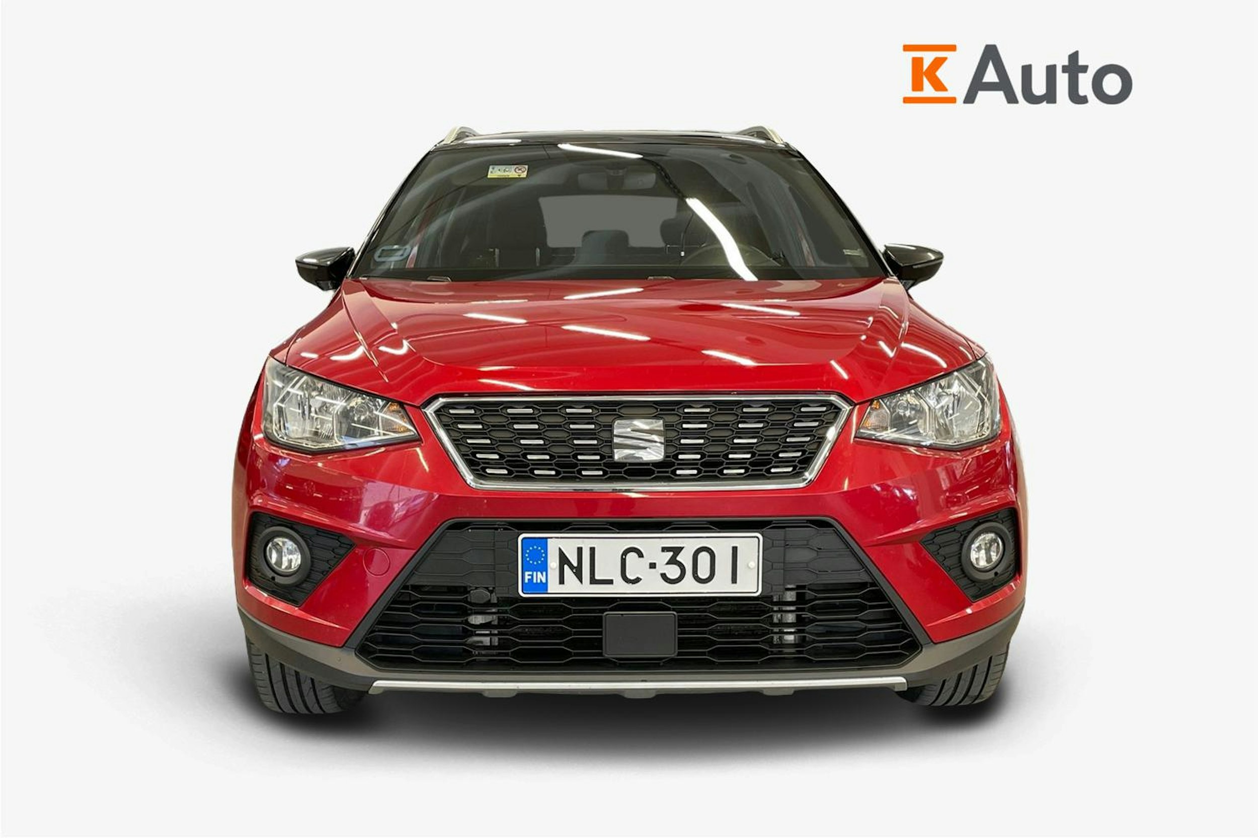 Punainen SEAT Arona 2018 kuva 5.