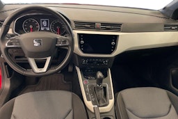 Punainen SEAT Arona 2018 kuva 9.