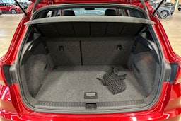 vihreä SEAT Arona 2018 kuva 30.