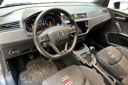 harmaa SEAT Arona 2018 kuva 7.