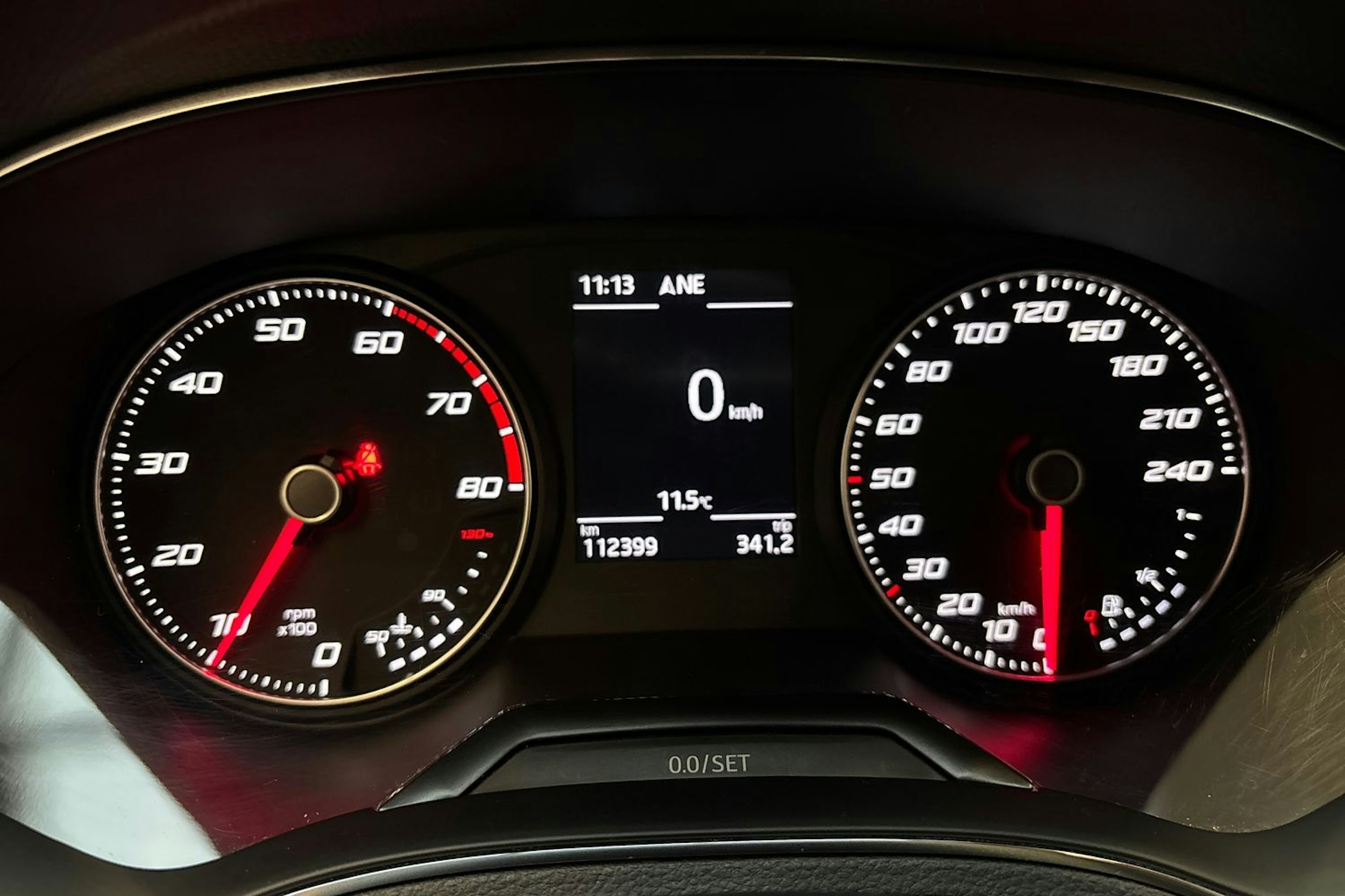 harmaa SEAT Arona 2018 kuva 18.