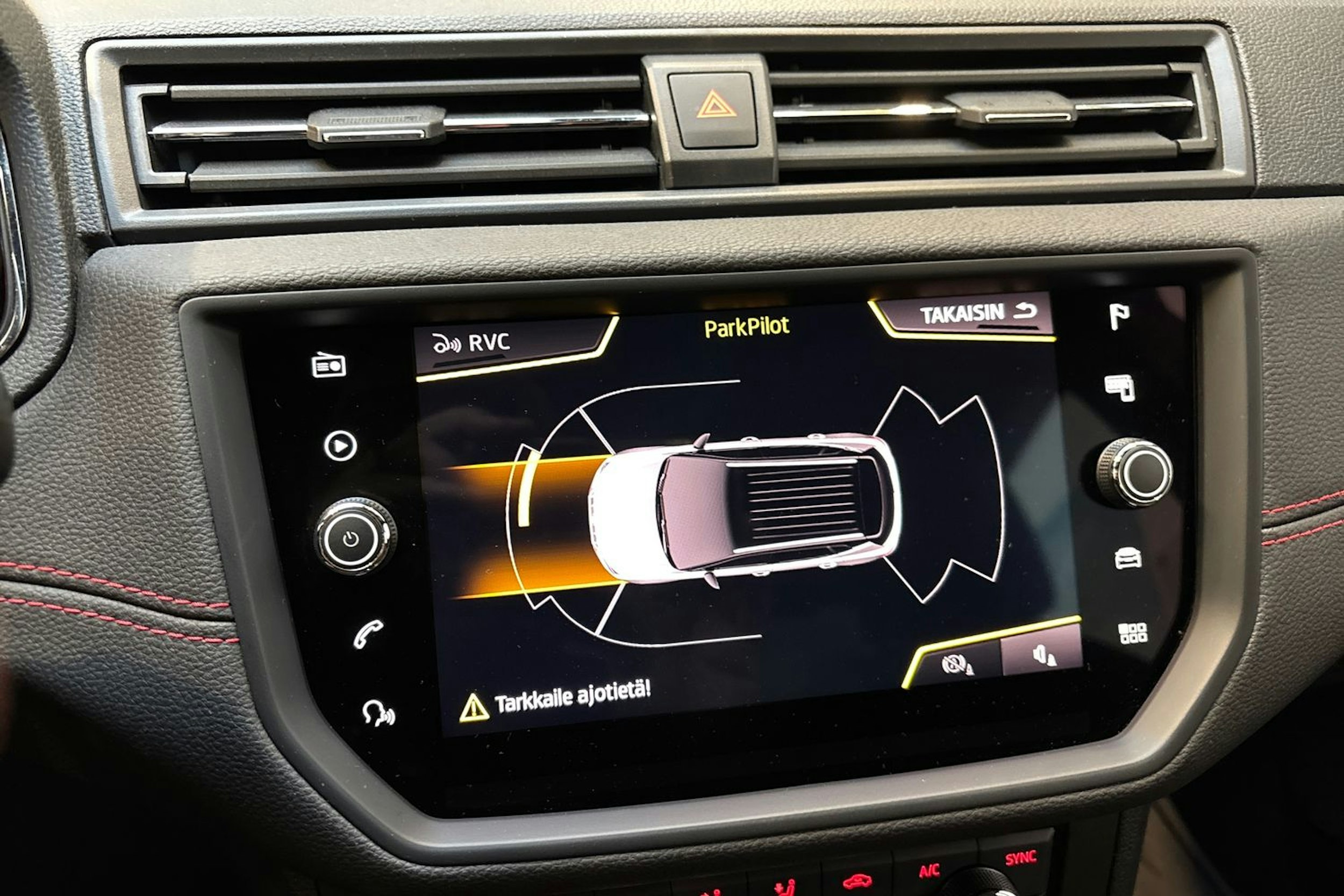 harmaa SEAT Arona 2018 kuva 19.