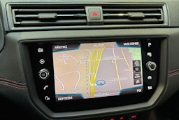 harmaa SEAT Arona 2018 kuva 21.