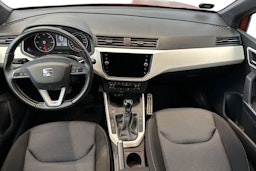 oranssi SEAT Arona 2018 kuva 9.