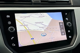 oranssi SEAT Arona 2018 kuva 17.