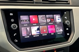 oranssi SEAT Arona 2018 kuva 19.