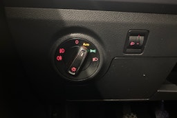 Oranssi SEAT Arona 2019 kuva 21.