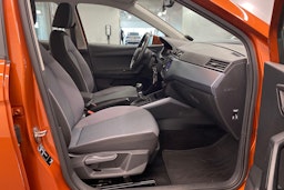 Oranssi SEAT Arona 2019 kuva 31.