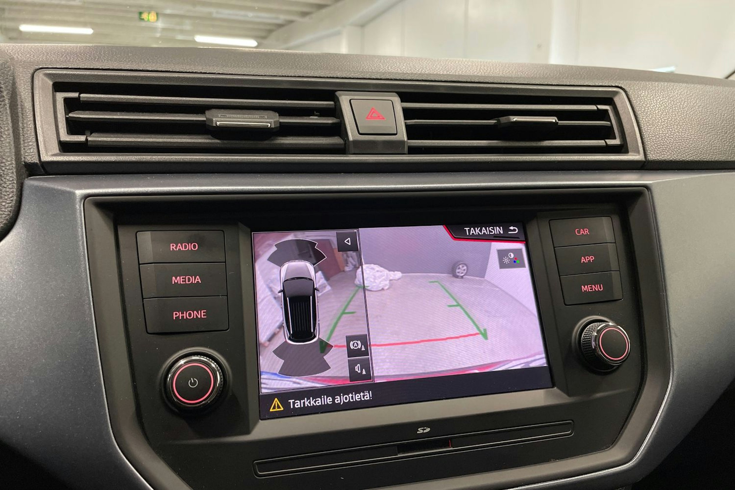 vihreä SEAT Arona 2019 kuva 18.