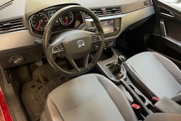 punainen SEAT Arona 2019 kuva 3.