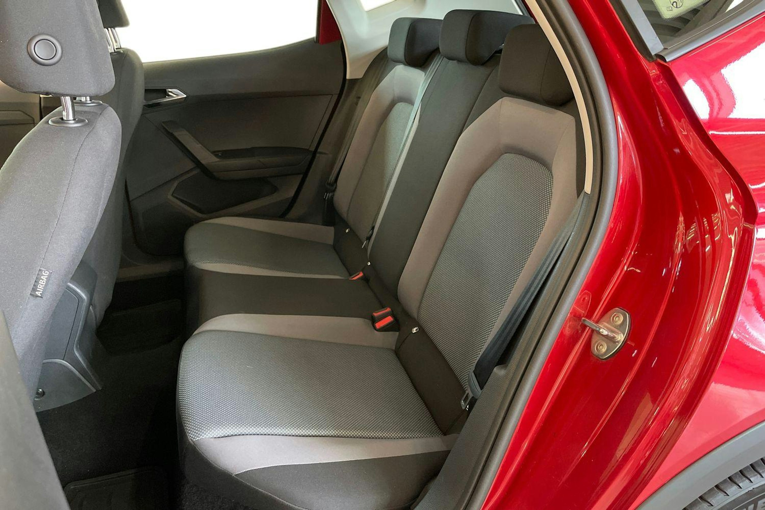 punainen SEAT Arona 2019 kuva 10.