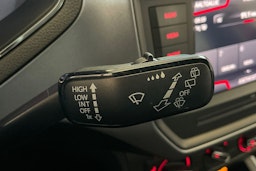 punainen SEAT Arona 2019 kuva 20.