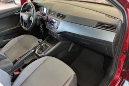 punainen SEAT Arona 2019 kuva 29.
