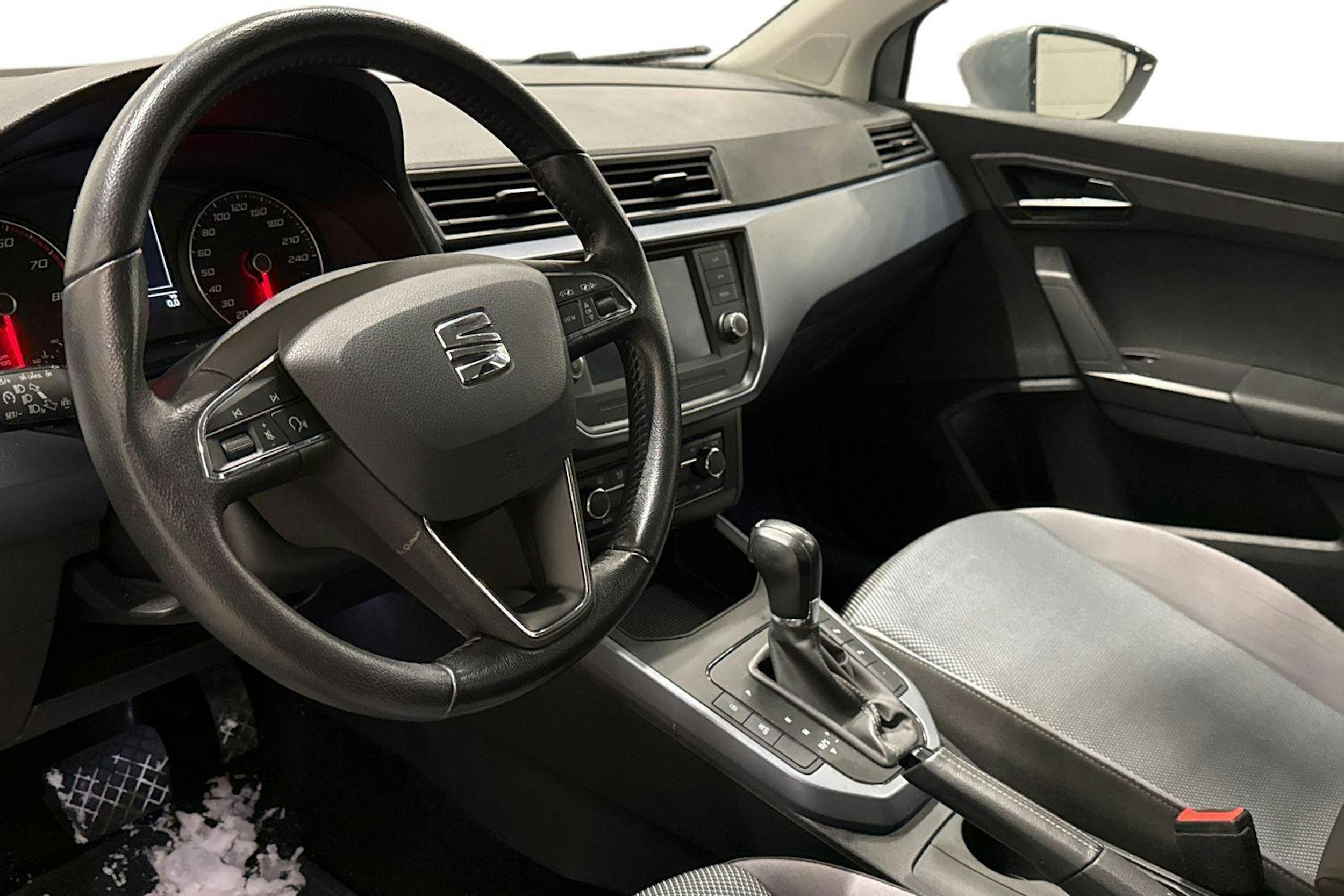 hopea SEAT Arona 2019 kuva 3.