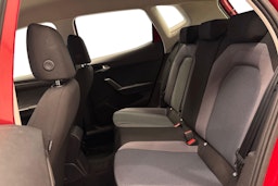 vihreä SEAT Arona 2019 kuva 10.