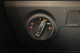 vihreä SEAT Arona 2019 kuva 19.