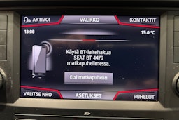 vihreä SEAT Arona 2019 kuva 23.