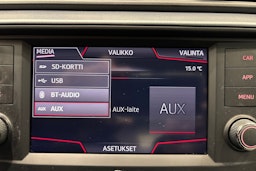vihreä SEAT Arona 2019 kuva 24.
