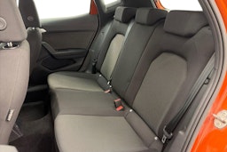 Oranssi SEAT Arona 2020 kuva 10.