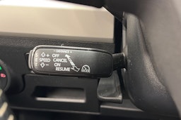 Oranssi SEAT Arona 2020 kuva 18.