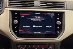 Oranssi SEAT Arona 2020 kuva 21.