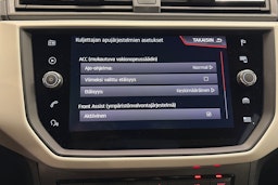 Oranssi SEAT Arona 2020 kuva 22.