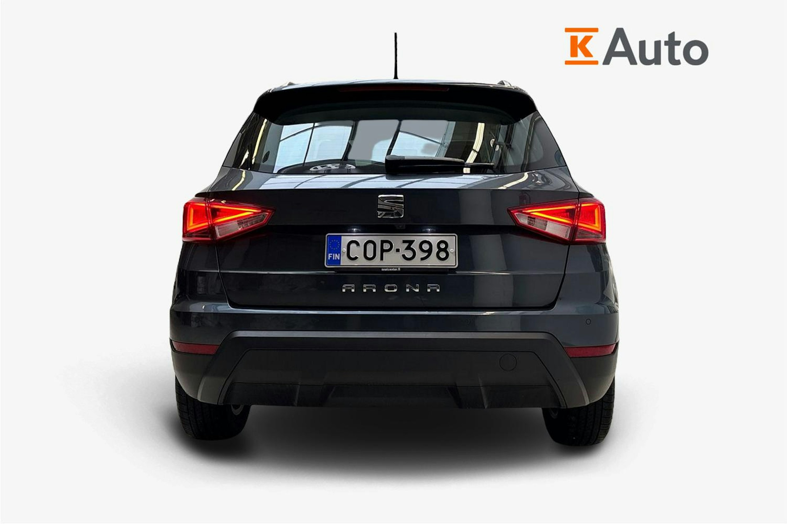 harmaa SEAT Arona 2020 kuva 3.