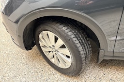harmaa SEAT Arona 2020 kuva 10.