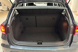 harmaa SEAT Arona 2020 kuva 11.