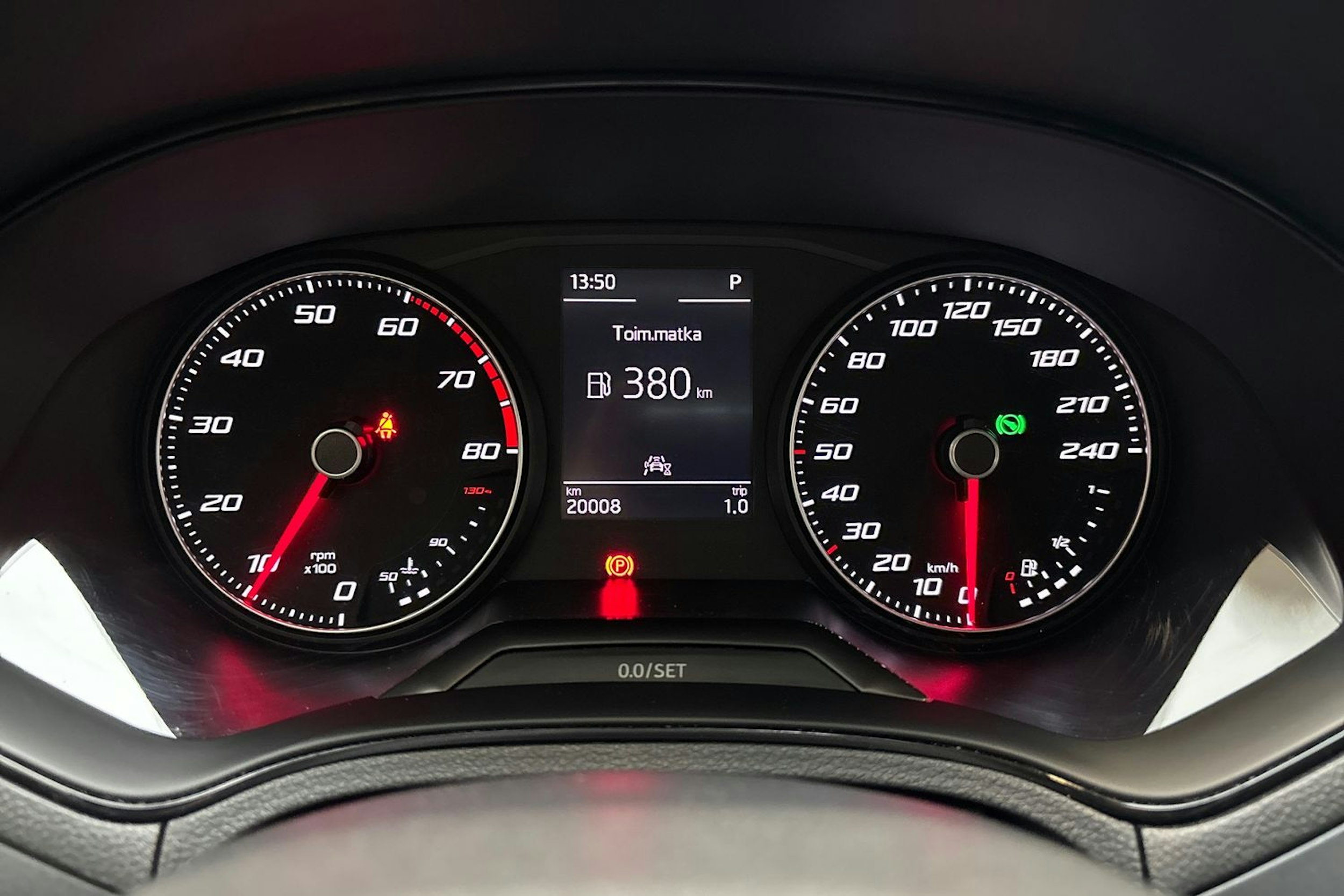 harmaa SEAT Arona 2020 kuva 14.