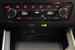harmaa SEAT Arona 2020 kuva 19.