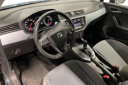 harmaa SEAT Arona 2020 kuva 7.