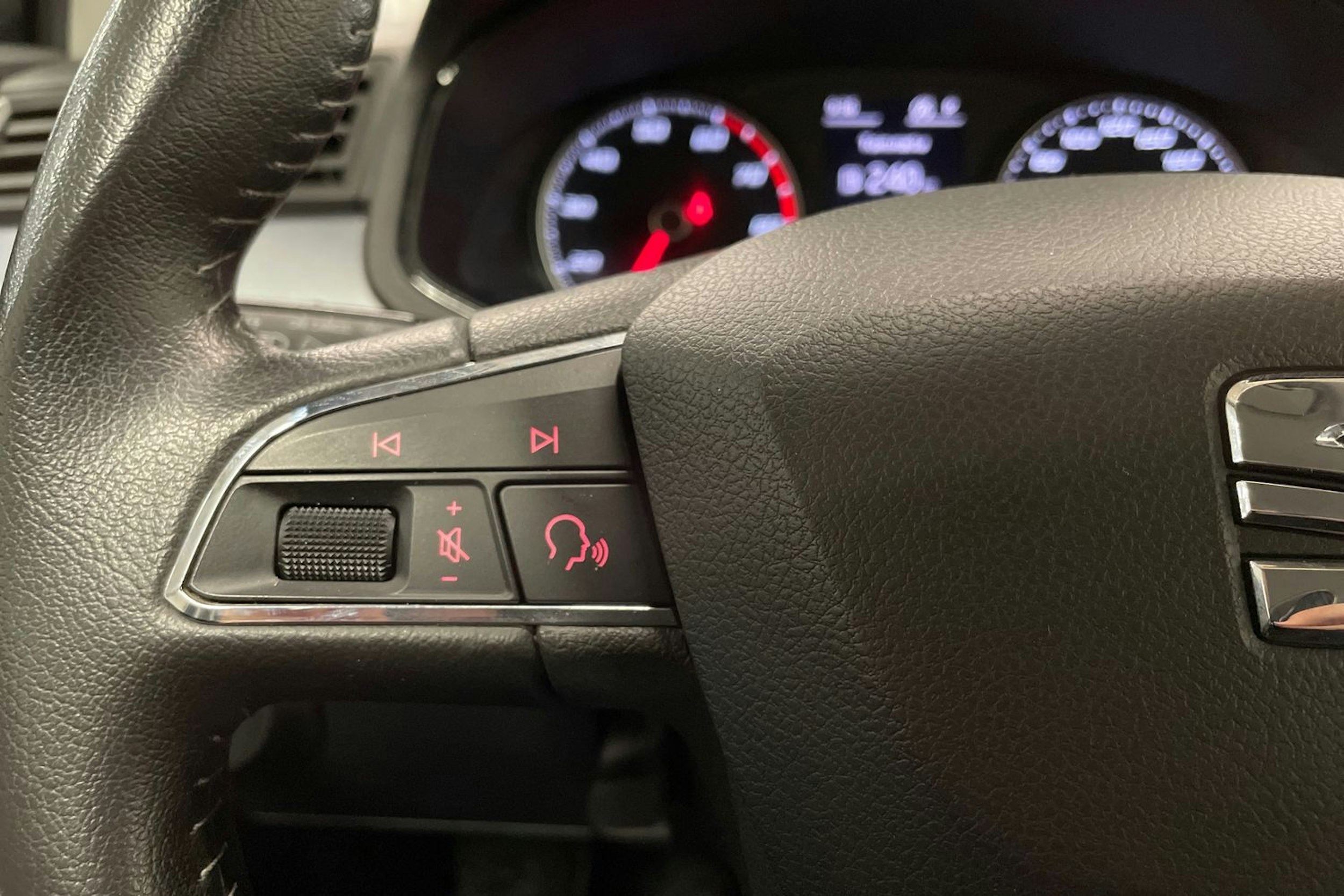 harmaa SEAT Arona 2020 kuva 22.
