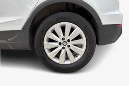 valkoinen SEAT Arona 2020 kuva 11.