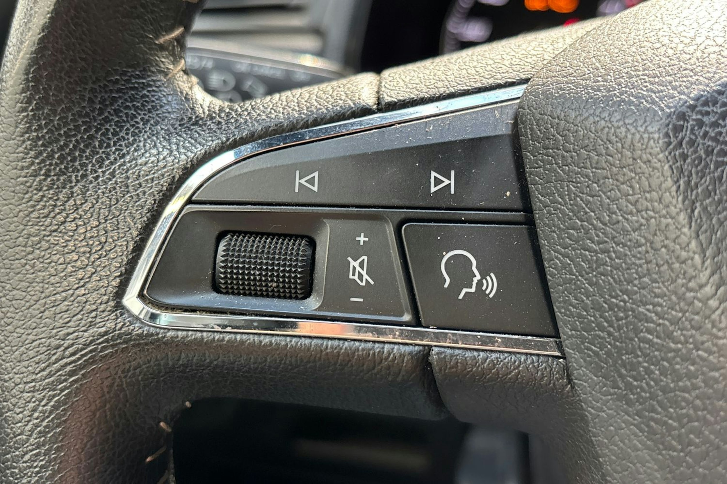 valkoinen SEAT Arona 2020 kuva 18.