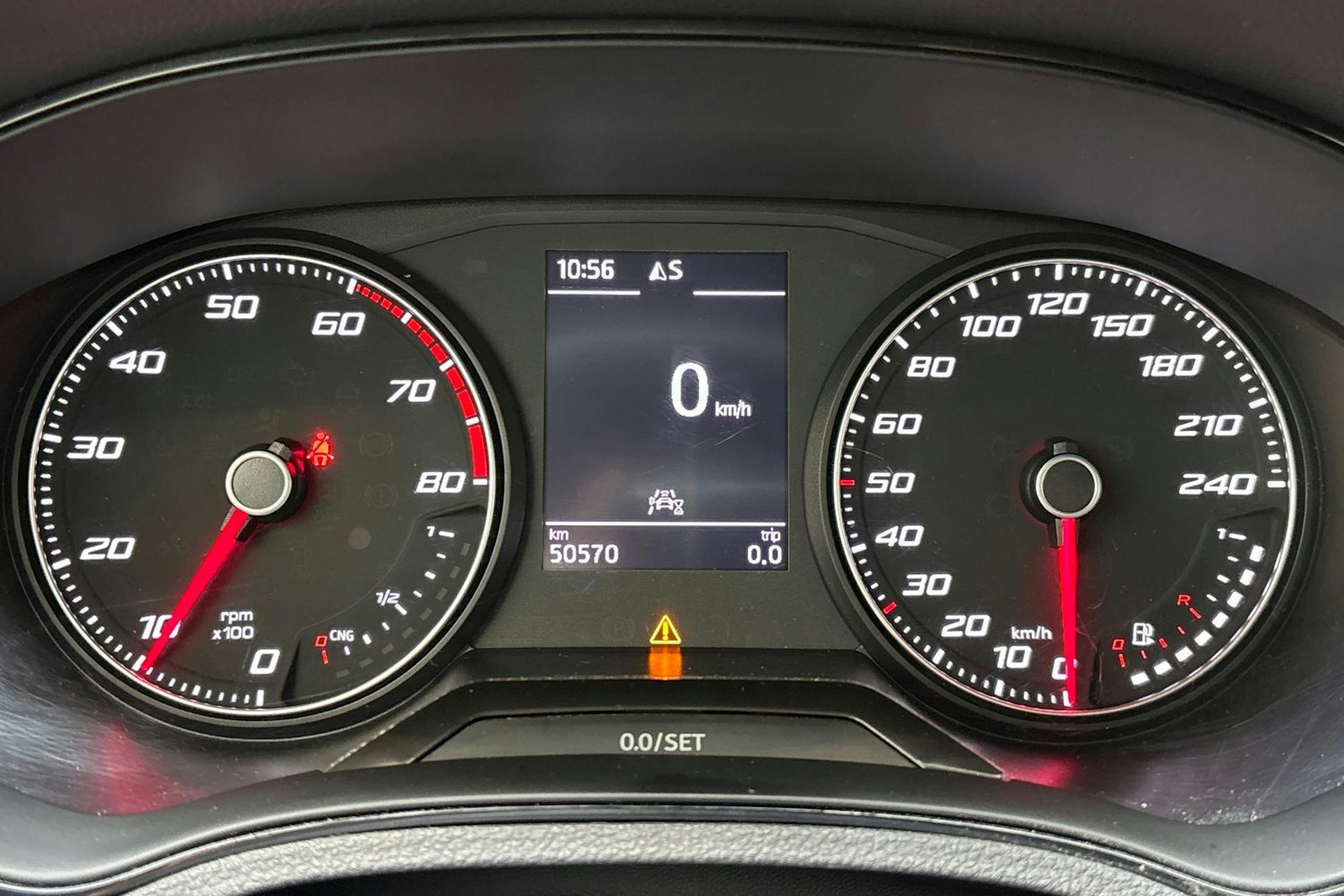 valkoinen SEAT Arona 2020 kuva 21.