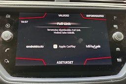 valkoinen SEAT Arona 2020 kuva 23.
