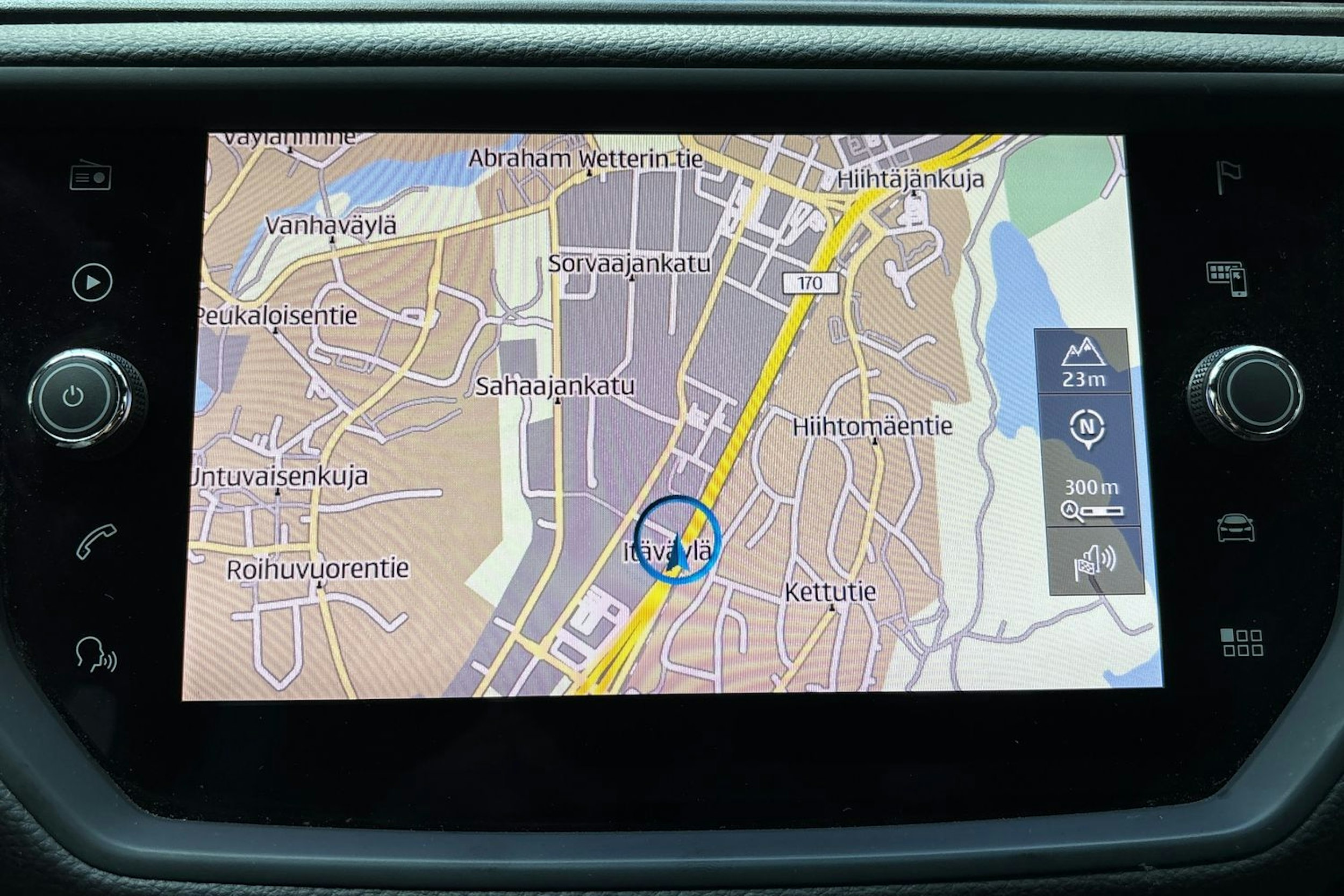 valkoinen SEAT Arona 2020 kuva 25.